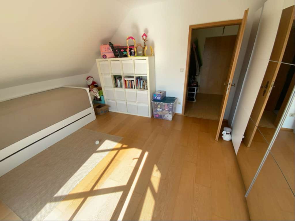 Immobilie in Türkheim - Gepflegte 2-Zimmer-Dachgeschosswohnung in Türkheim als Kapitalanlage, provisionsfrei von privat - Bild 1