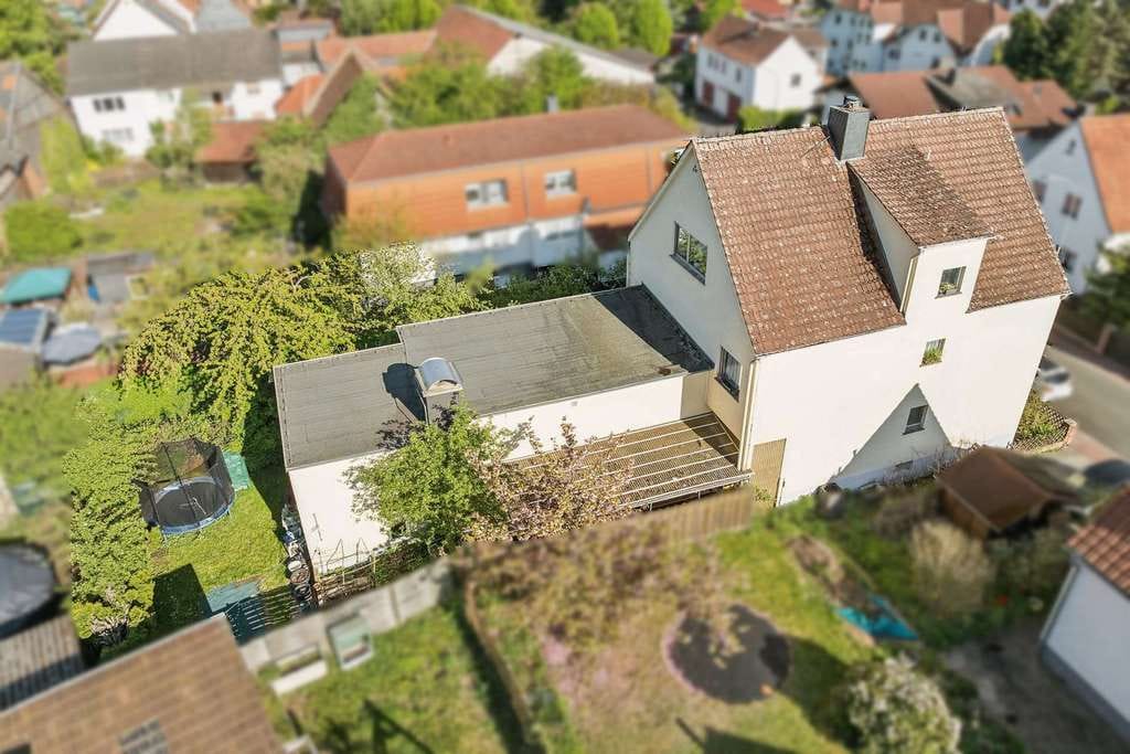Immobilie in Büdingen - Vollvermietet! MFH mit 3 Wohneinheiten und Potenzial! - Bild 1