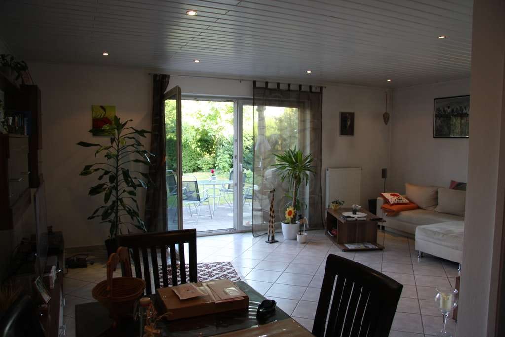 Immobilie in Zeiskam - *Provisionsfreie* Erdgeschosswohnung mit 3 Zimmern und Terrasse - Bild 3