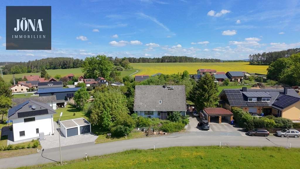 Immobilie in Kulmbach - Grünes Refugium mit parkähnlichem Naturgrundstück - Bild 1