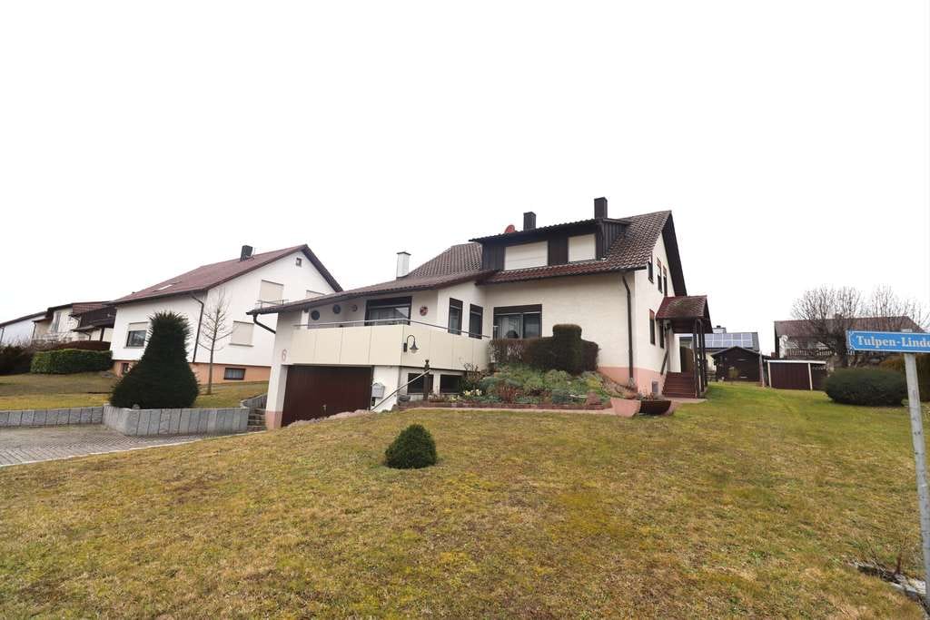 Immobilie in Kürnbach - Freistehend+ top gepflegt +Zweifamilienhaus mit 976 m² Grundstück - Bild 0