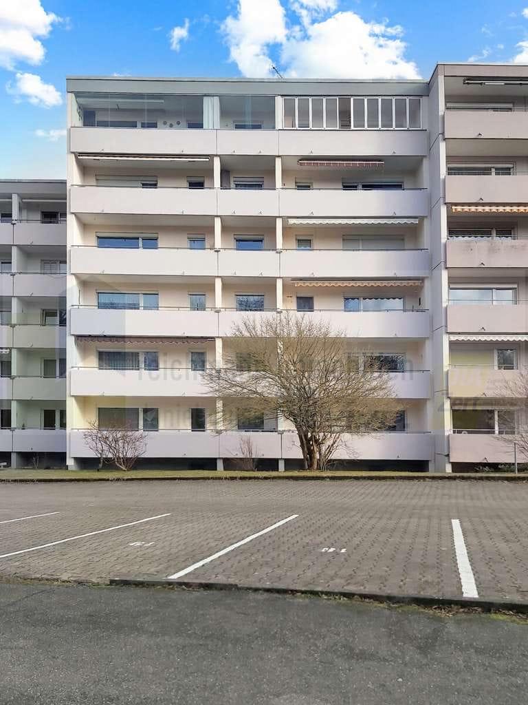 Immobilie in St. Georgen im Schwarzwald - St. Georgen – 4,5-Zimmer-Eigentumswohnung mit Balkon, Tiefgarage und schönem Blick in den Wald – ruh - Bild 1