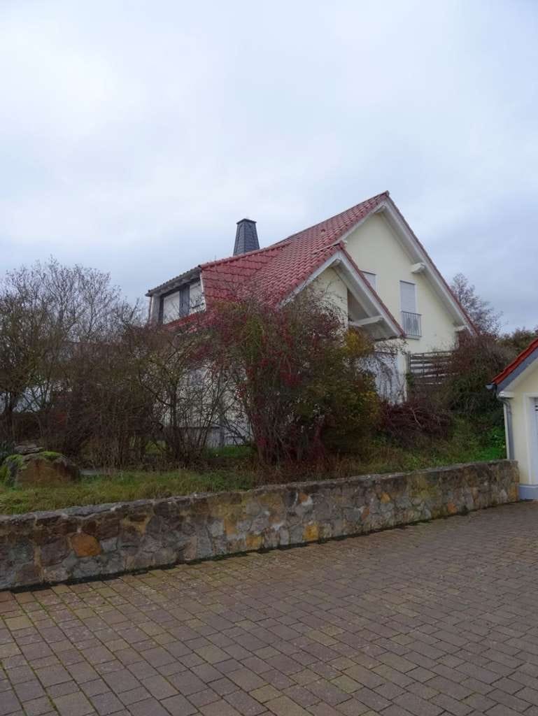 Immobilie in Großenlüder - Nur 80% vom VKW für modernes EFH mit ELW  + Garage in Großenlüder. PROVISIONSFREI ! - Bild 2