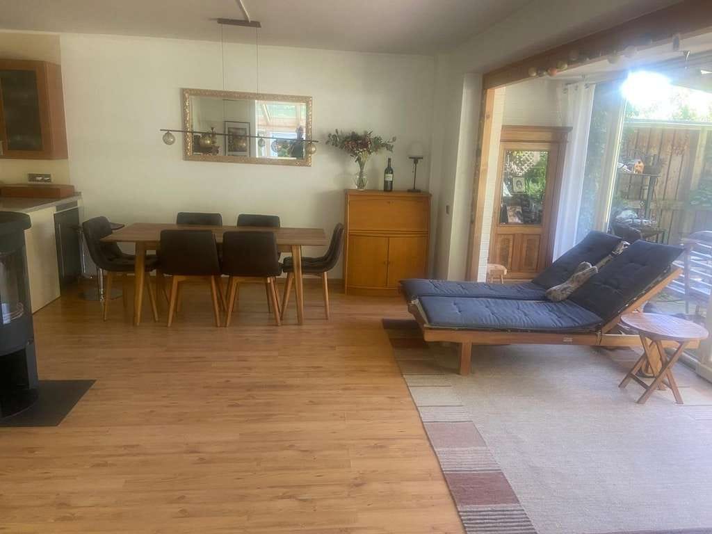 Immobilie in Kaltenkirchen - Von Privat, ohne Markler: Reihenendhaus mit Wintergarten - Bild 2