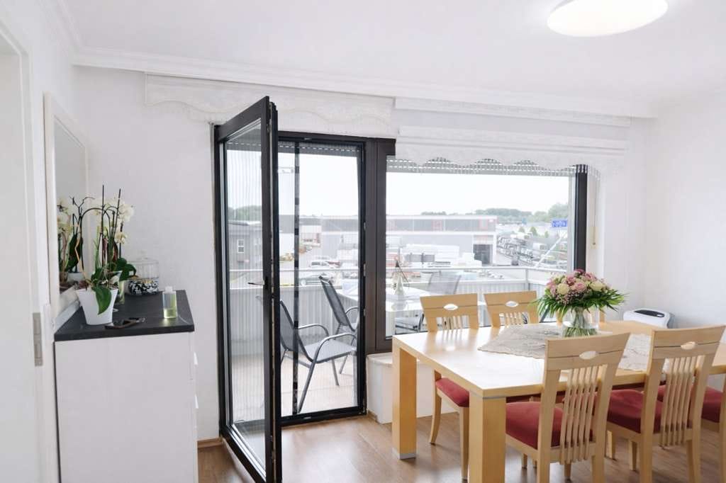 Immobilie in Goldbach - Attraktive Kapitalanlage mit 5,3 % Rendite – Gepflegte 3-Zimmer-Wohnung mit Balkon und Garage - Bild 4