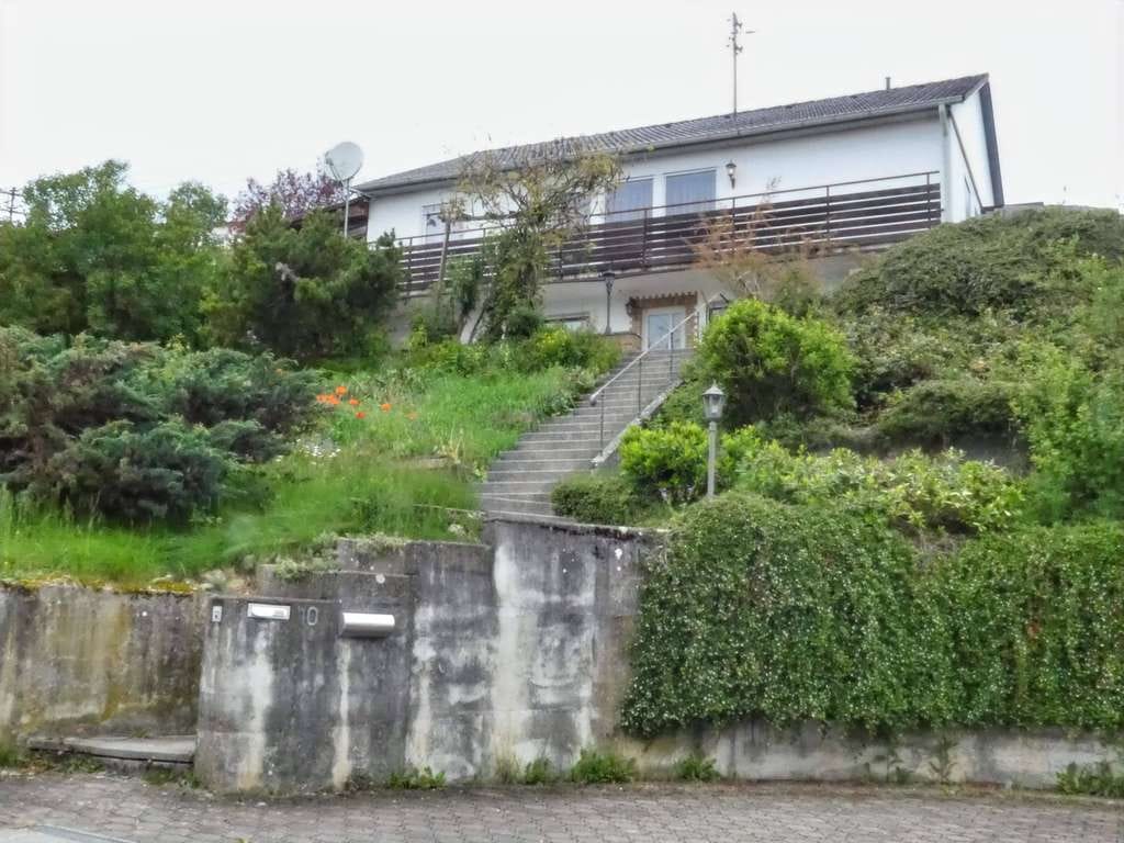 Immobilie in Steinheim am Albuch - Steinheim - Einfamilienhaus mit Einliegerwohnung - Bild 0