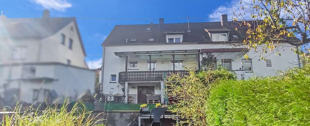 Immobilie in Mettlach - Kernsanierung 2018 + Zweifamilien-Option: Klingt gut? Ist es auch. Einziehen und Loswohnen - Bild 1