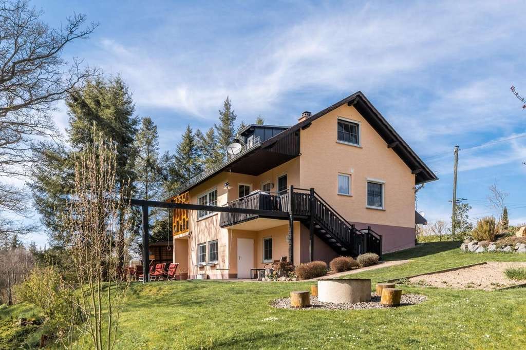 Immobilie in Bubach - Traumhaftes Landhaus im Grünen vor einmaliger Kulisse am Waldrand mit Bachlauf - Bild 4