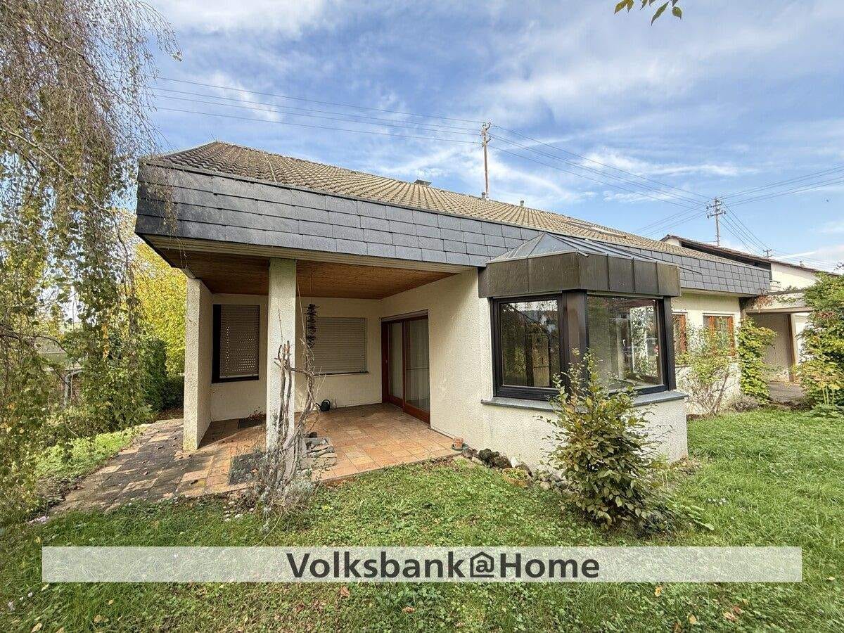 Immobilie in Dettenhausen - Großzügiges Einfamilienhaus in guter und ruhiger Lage von Dettenhausen - Bild 0