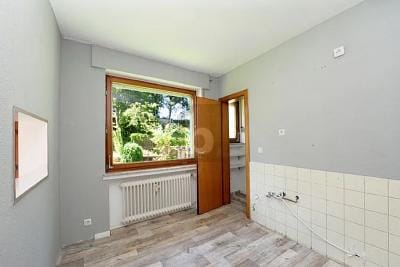 Immobilie in Bad Karlshafen - VERMIETETE EINHEIT + GARTEN & VIEL PLATZ - Bild 3