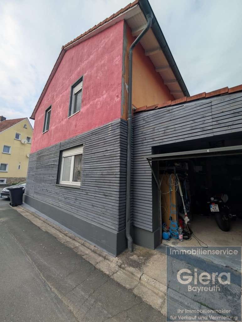 Immobilie in Stadtsteinach - Großes EFH in sehr ruhiger Dorfgemeinschaft - Bild 1