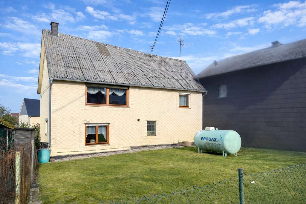 Immobilie in Merkelbach - Flexibles Immobilien-Duo mit optionaler Zusammenlegung! Mehrgenerationen, Wohnen und/oder Vermieten! - Bild 1