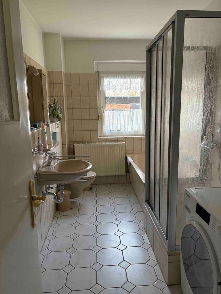 Immobilie in Bad Wilsnack - Wohnhaus mit großer Werkstatt und Garagen - auch als Baugrundstück geeignet - Bild 4