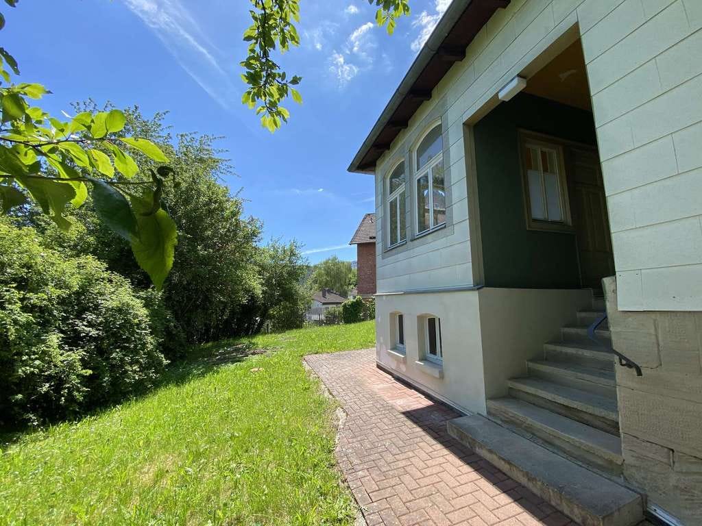 Immobilie in Coburg - Stadtnahes Haus mit schönem Garten zur Eigennutzung oder Vermietung - Bild 2