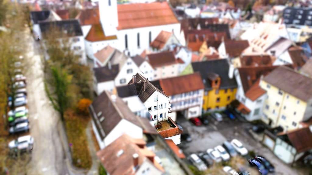 Immobilie in Leutkirch im Allgäu - Mehrfamilienhaus mit 7,7% Rendite im Herzen von Leutkirch! - Bild 2