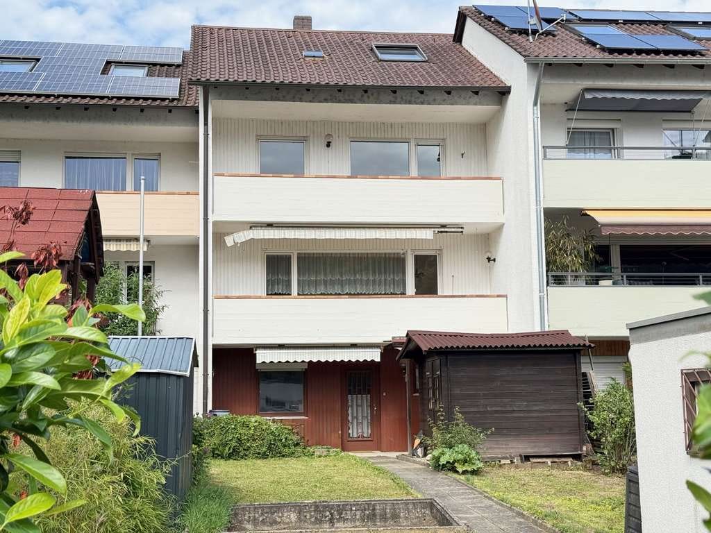 Immobilie in Ingelfingen - Einfamilienhaus (RMH) mit 2 Garagen - Bild 0