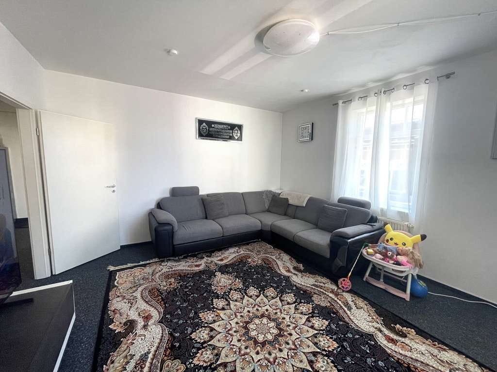 Immobilie in Sonneberg - Moderne 3-Zimmer-Eigentumswohnung mit Balkon in Sonneberg! - Bild 2