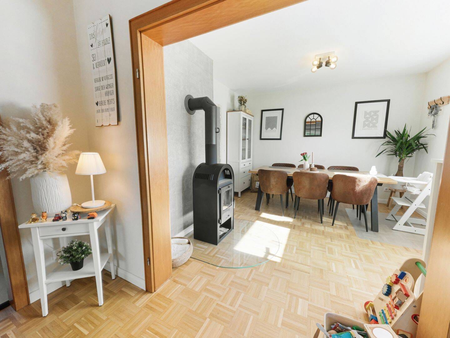 Immobilie in Ahlerstedt - Freistehendes Einfamilienhaus - modernisiert und familienfreundlich - Bild 4