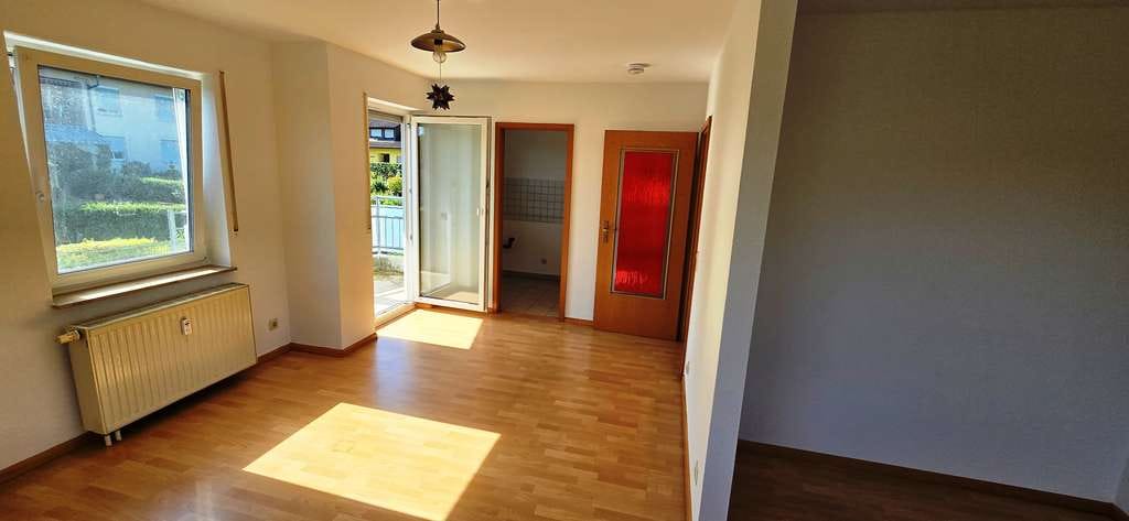 Immobilie in Neuenburg am Rhein - Frisch renovierte 1,5-Zimmer-Wohnung mit gemütlicher Loggia und Stellplatz – zentrumsnah wohnen in g - Bild 4
