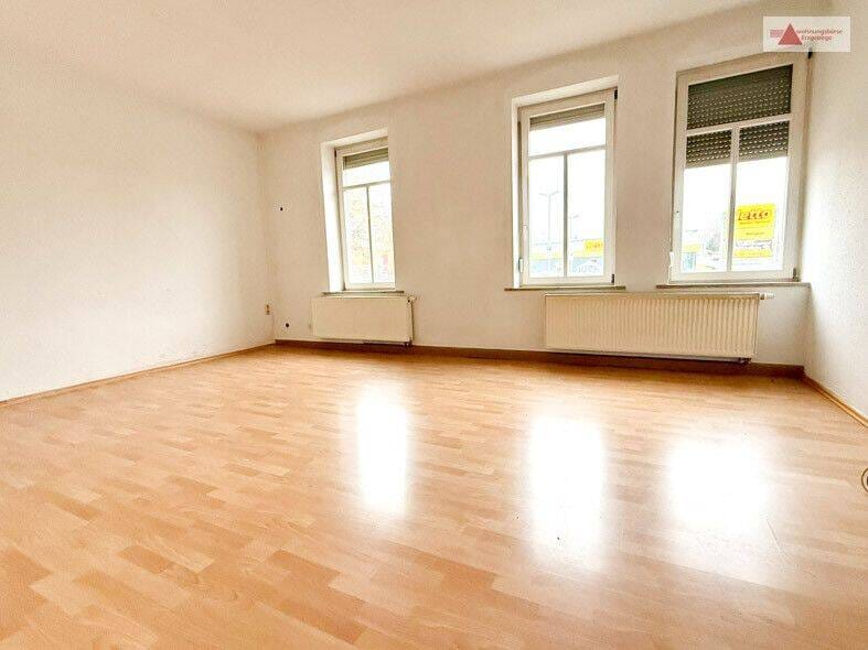 Immobilie in Olbernhau - 8,5 % Rendite: Mehrfamilienhaus Denkmal, voll vermietet, saniert, zentrale Lage Olbernhau Erzgebirge - Bild 2