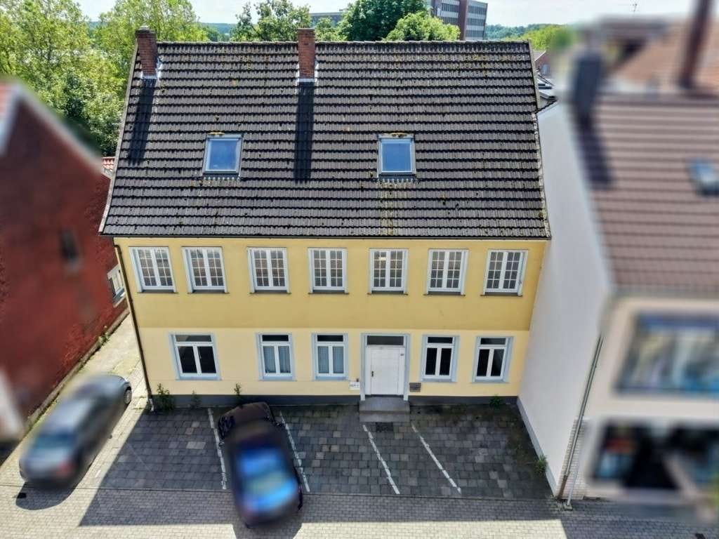 Immobilie in Oelde - Mehrfamilienhaus mit Potenzial in zentrumsnaher Lage von Oelde – vielseitige Nutzungsmöglichkeiten - Bild 2