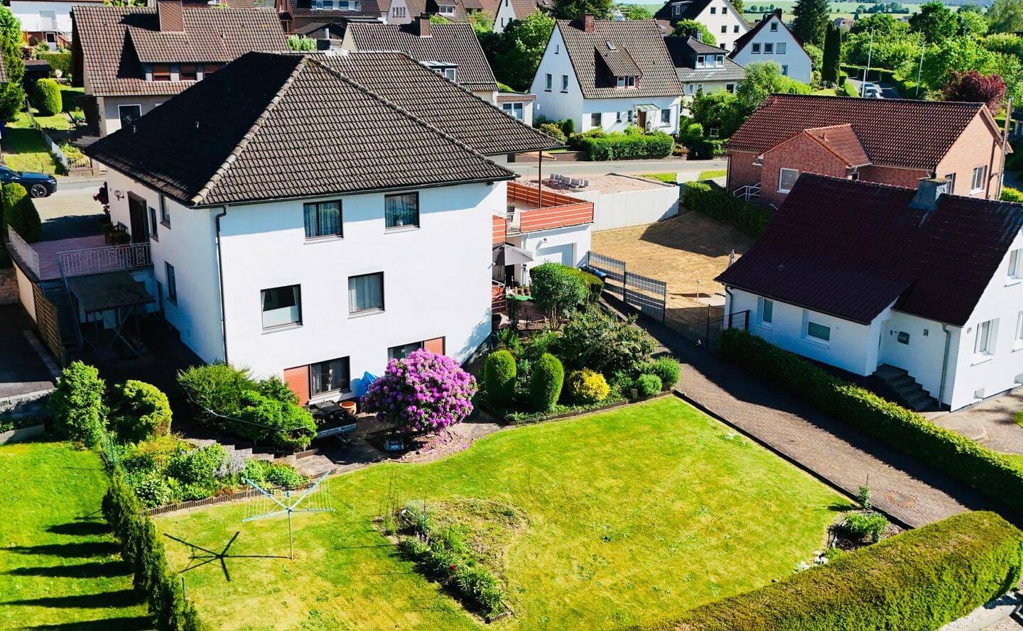 Immobilie in Uslar - Freistehendes Einfamilienhaus mit Einliegerwohnung in attraktiver Wohnlage von Uslar - Bild 3