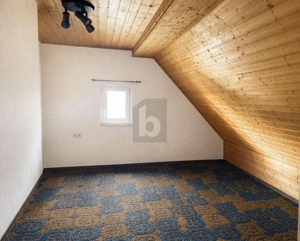 Immobilie in Dettingen an der Erms - FAMILIENIDYLL MIT AUSBAUPOTENZIAL - Bild 4
