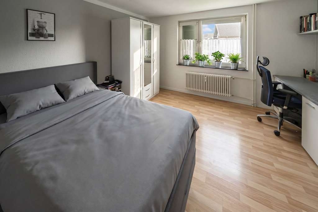 Immobilie in Gundelfingen - Attraktive Kapitalanlage: 3-Familienhaus in bester Lage Gundelfingens - Bild 2