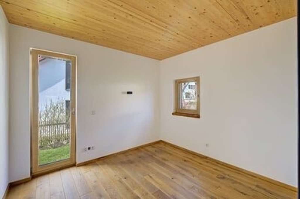 Immobilie in Büchenbach - Exklusives Holzarchitektenhaus in Büchenbach - OT Götzenreuth - Bild 4