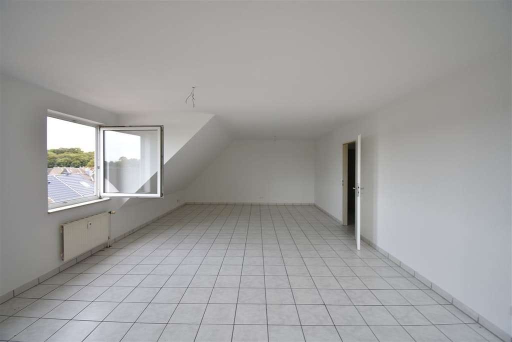 Immobilie in Voerde (Niederrhein) - Provisionsfrei! Geräumiges Apartment in Voerde zu verkaufen - Bild 4