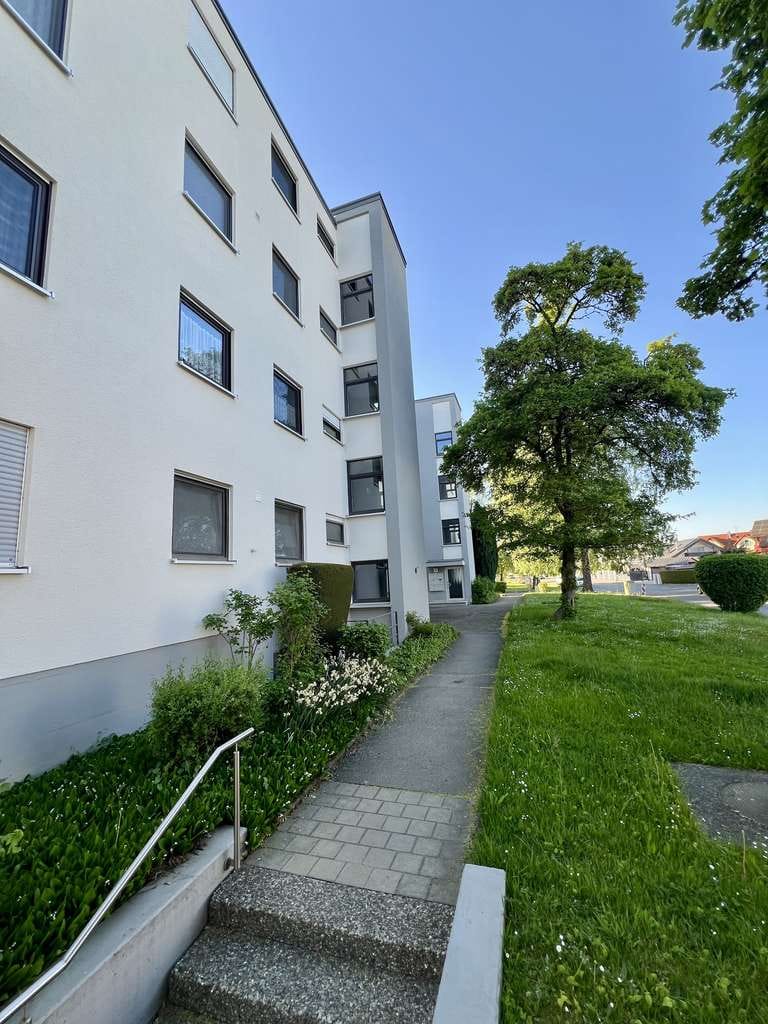 Immobilie in Tettnang - Charmante 3,5-Zimmer- Wohnung in ruhiger und zentraler Wohnlage von Tettnang-Kau - Bild 1