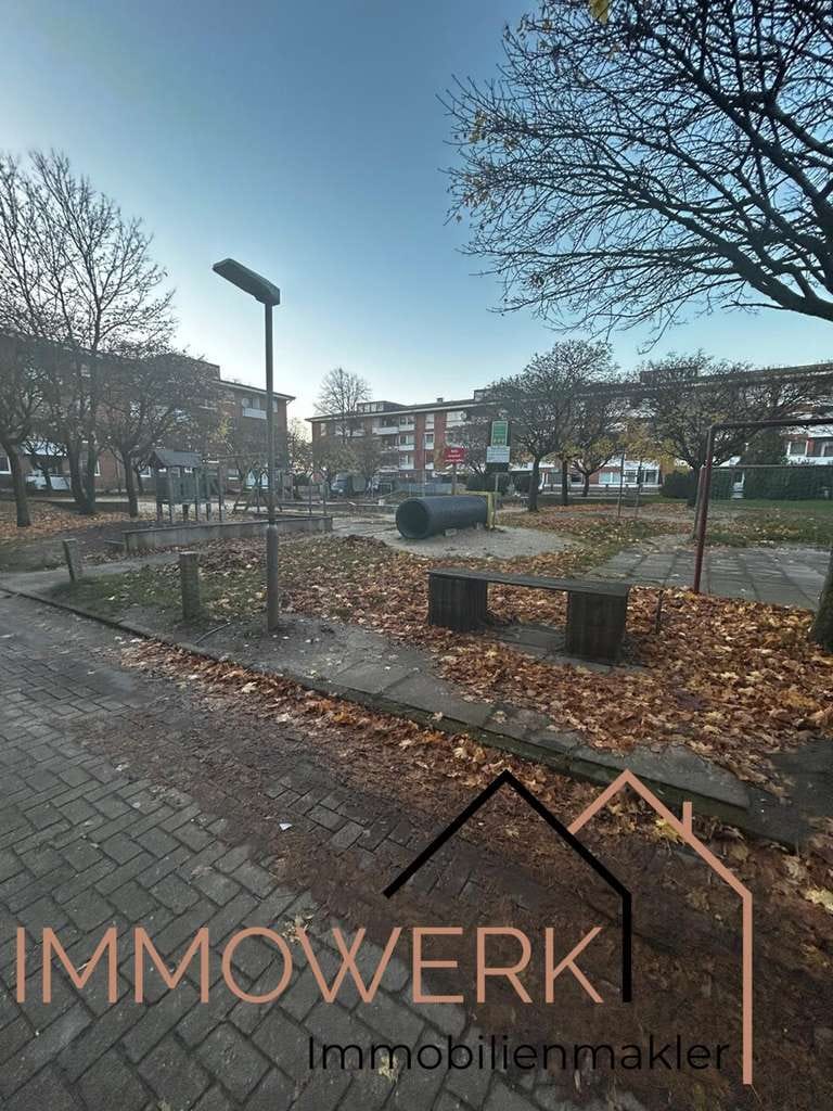 Immobilie in Stade - vermietete 3-Zimmer-Wohnung mit Loggia im 1.OG zu verkaufen - Bild 2