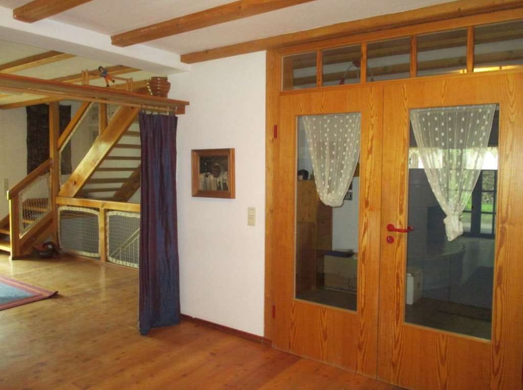 Immobilie in Wölfersheim - Einfamilienhaus direkt an Feld und Streuobstwiesen - Bild 4
