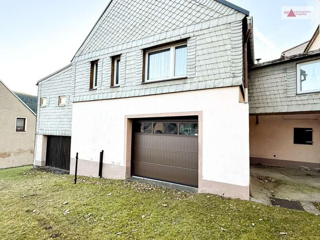 Immobilie in Oberwiesenthal - Mehrfamilienhaus in Oberwiesenthal: Eigennutzung & Vermietung  - 6 Wohneinheiten, Sauna, PV-Anlage - Bild 1