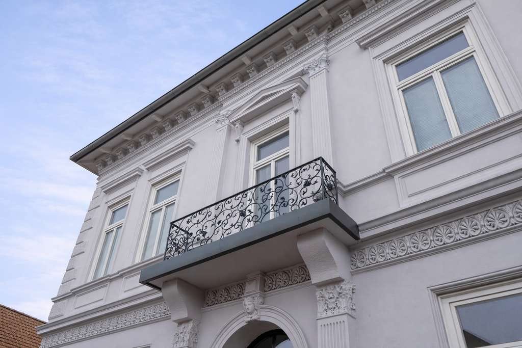 Immobilie in Barnstorf - Kernsanierte 4-Parteien-Stadtvilla im Herzen von Barnstorf - Bild 2