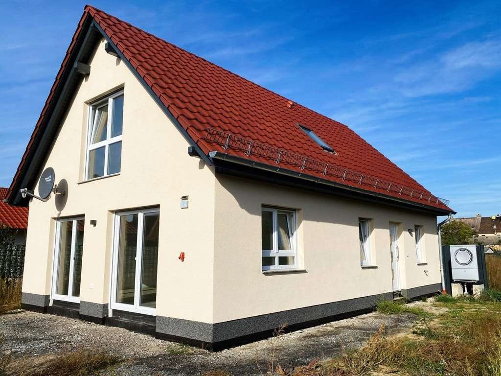 Immobilie in Falkenberg/Elster - Wohnen im Grünen – modernes Einfamilienhaus in Falkenberg/Elster. - Bild 0