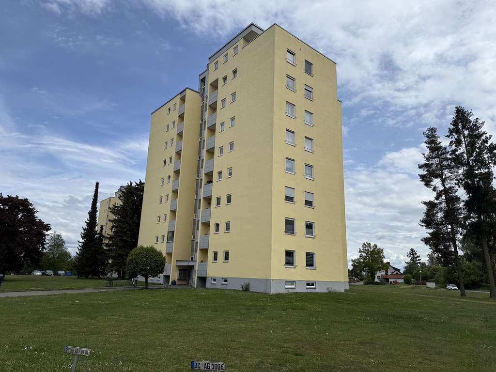 Immobilie in Alleshausen - Vermietete Wohnung im 7. Stock mit Alpenblick - Bild 0