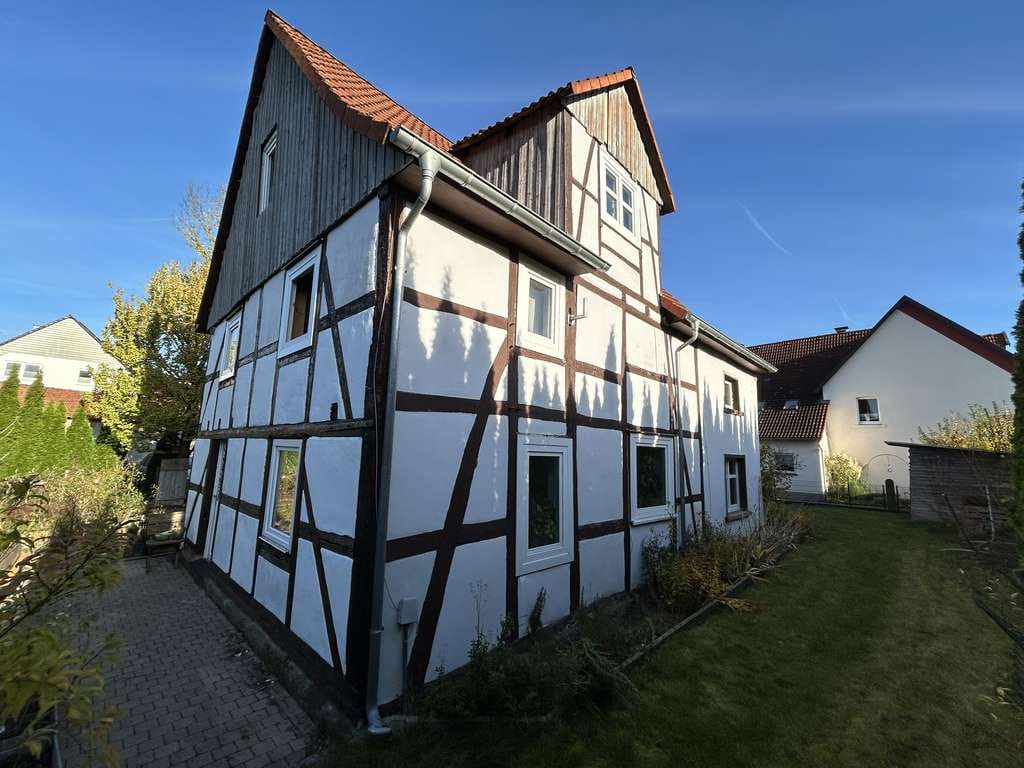 Immobilie in Diemelstadt - Fachwerkhaus mit Geschichte, Platz und Charakter in Diemelstadt-Wrexen - Bild 2