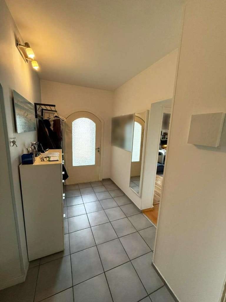 Immobilie in Loxstedt - Dreiparteienhaus mit Potenzial - Bild 2