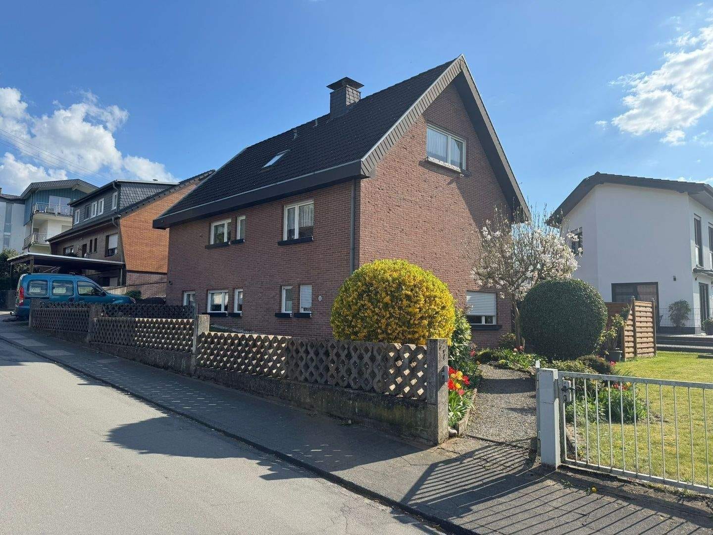 Immobilie in Königswinter - Einfamilienhaus mit Einliegerwohnung in beliebter Wohnlage von Königswinter-Oberpleis - Bild 4