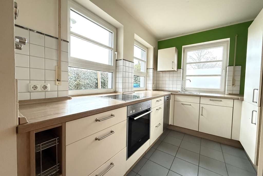 Immobilie in Erharting - Wohnen wie im eigenen Haus mit Garten - Bild 3