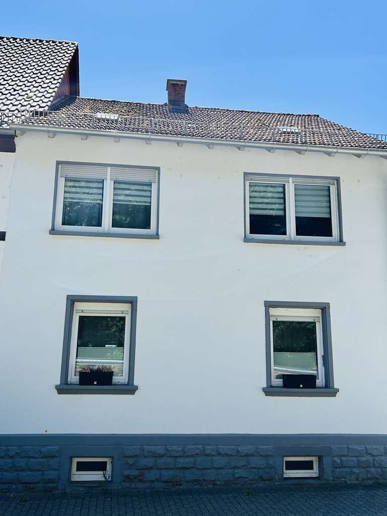 Immobilie in Rieschweiler-Mühlbach - 🌳 Familienhaus mit 1.550 m² Traumgrundstück, Terrasse & moderner Küche - Bild 0