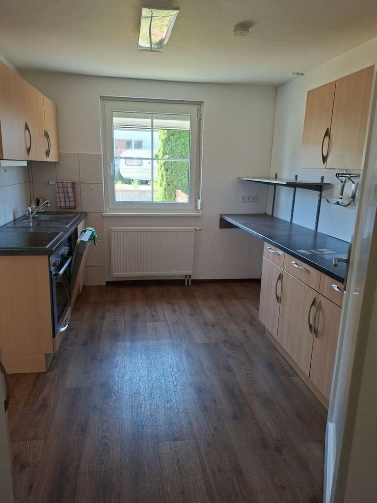 Immobilie in Durchhausen - Nettes Häusle 2,5 Zi. (DHH) am Ortsrand m. Balkon/Garage/Keller - Bild 4
