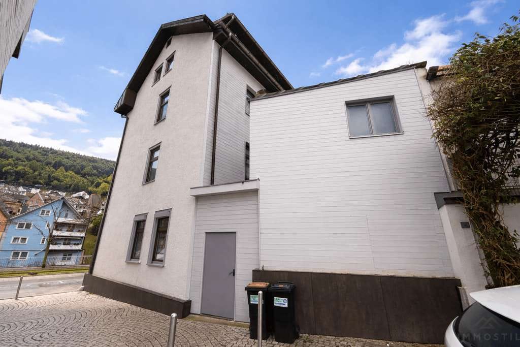 Immobilie in Bad Wildbad - Bad Wildbad | Gepflegtes MFH mit 5 Einheiten | Virtueller Rundgang - Bild 2