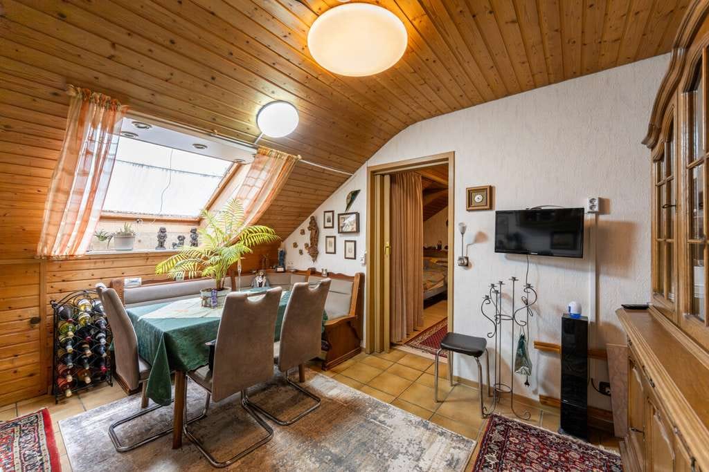Immobilie in Böblingen - 4-Zimmer-DG-Wohnung als Kapitalanlage mit gesicherter Miete - Bild 4