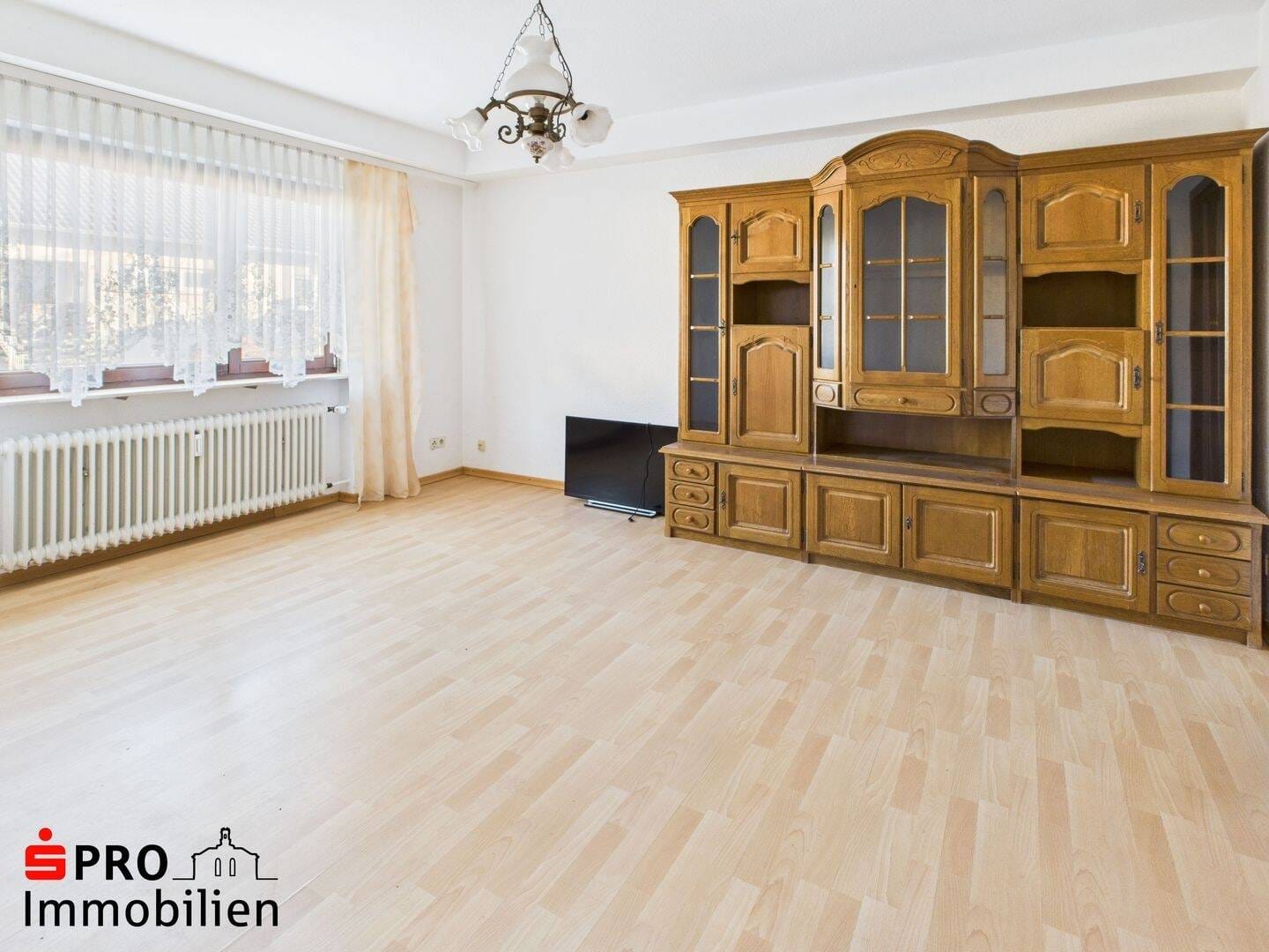 Immobilie in Lebach - 1-2 Familienhaus in ruhiger Wohnlage von Lebach Süd - Bild 3