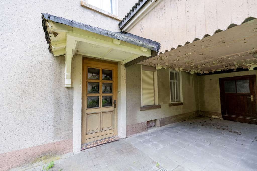 Immobilie in Elsteraue - Historisches Wohn- und Geschäftshaus mit Nebengebäuden und idyllischem Wiesengrundstück ! - Bild 4