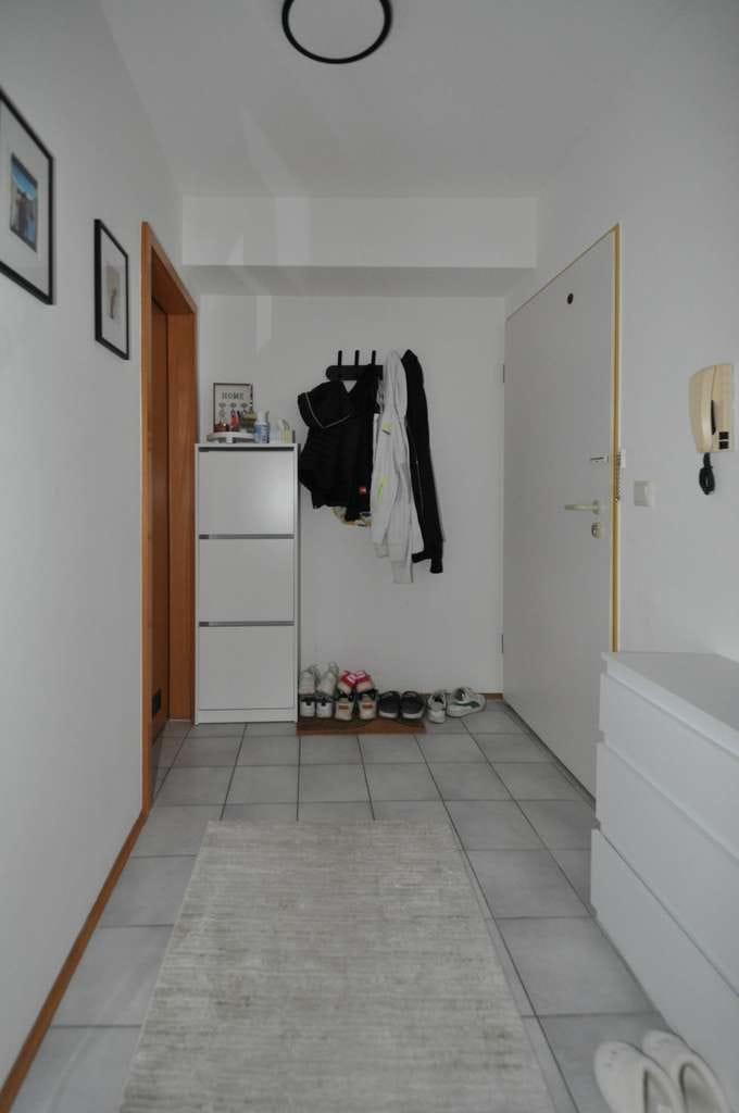 Immobilie in Bad Tölz - Carmante, sonnige 2-Zimmerwohnung in Bad Tölz – mit Westbalkon im 2. OG. Sehr gut vermietet. - Bild 1