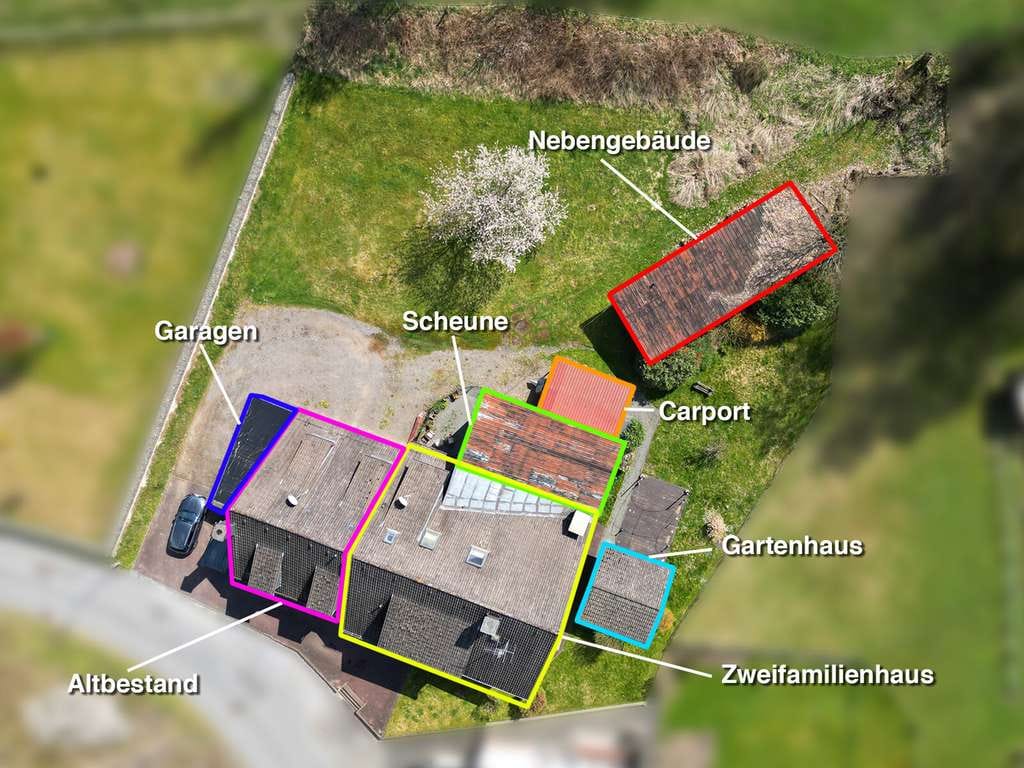 Immobilie in Plettenberg - SCHADE IMMOBILIEN - Ländliche Idylle: Haus mit 3 Garagen, Nebengebäuden, Carport, Scheune... - Bild 3