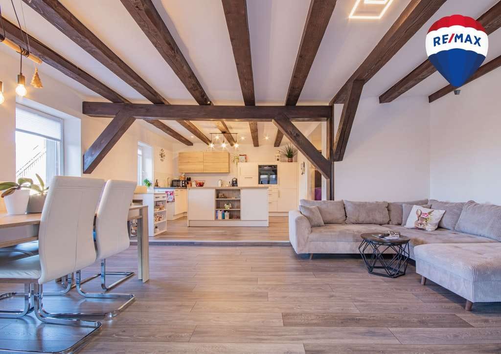 Immobilie in Sankt Peter - Licht, Raum und Schwarzwaldgefühl – ein Zuhause zum Verlieben
4-Zimmer-Wohnung in Sankt Peter - Bild 0